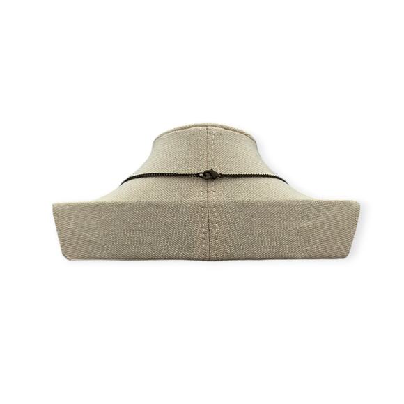 Bronze Floral Pendant Necklace – Boho Witchy Dark Academia – Vintage Revival - Picture 5 of 8